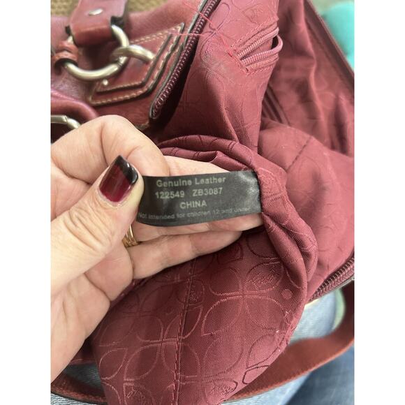 FOSSIL Red‎ Leather Large Business Bag Tote Purse Metal Embellishment Vintage - Picture 9 of 10